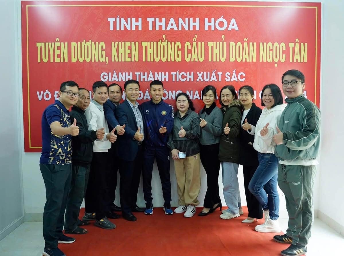 doan ngoc tan nhan them niem vui sau chuc vo dich asean cup 2024 hinh anh 1