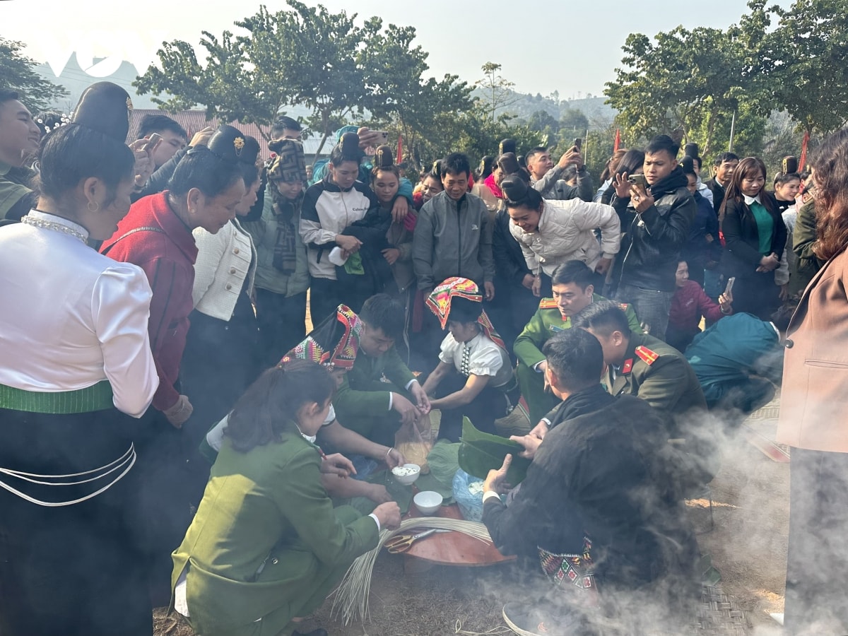 son la cham lo tet cho ho ngheo, nguoi dan vung thien tai hinh anh 1