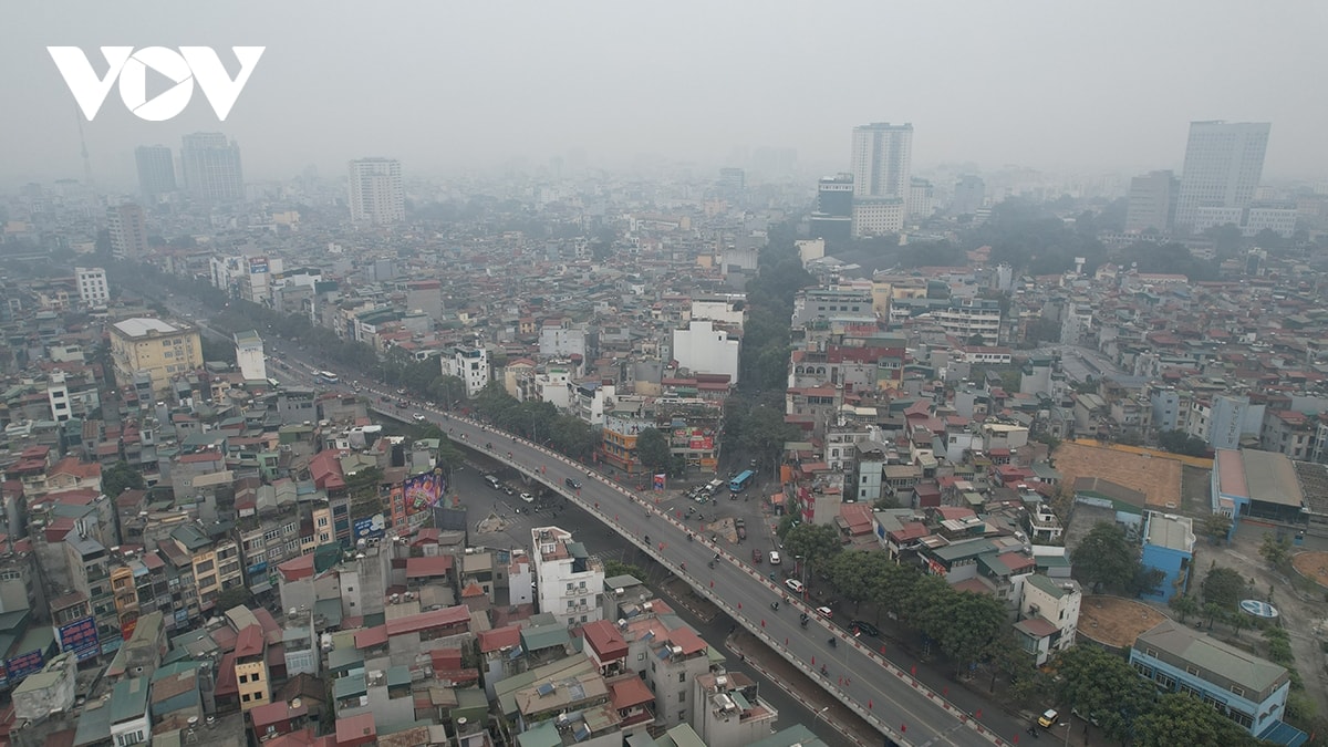 ha noi lai mo mit suong mu va bui khi hinh anh 2