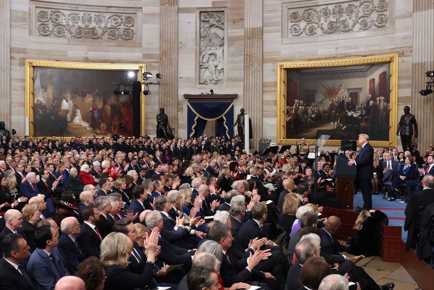 Toàn cảnh lễ nhậm chức Tổng thống Mỹ của ông Donald Trump - 8