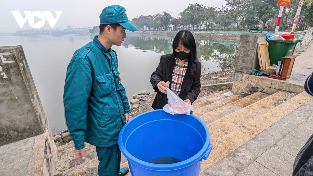 giam han tinh trang xa tui nilon bua bai sau khi phong sinh ngay ong cong, ong tao hinh anh 7