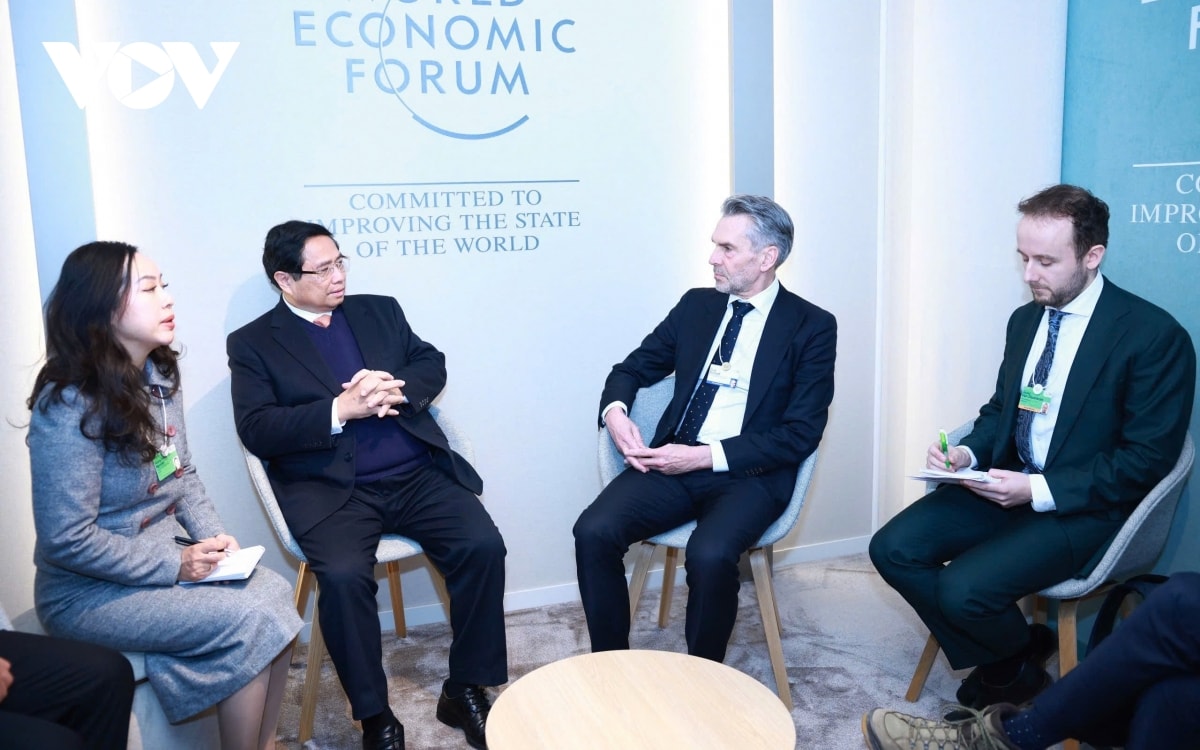 toan canh chuyen cong tac thuy si du wef davos 55 cua thu tuong pham minh chinh hinh anh 14