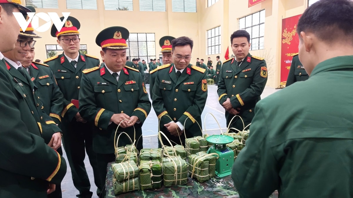 sôi nổi hội thi gói bánh chưng xanh tết nguyên đán Ất tỵ 2025 tại sư đoàn 316 hình ảnh 2 soi noi hoi thi goi banh chung xanh tet nguyen dan At ty 2025 tai su doan 316 hinh anh 2