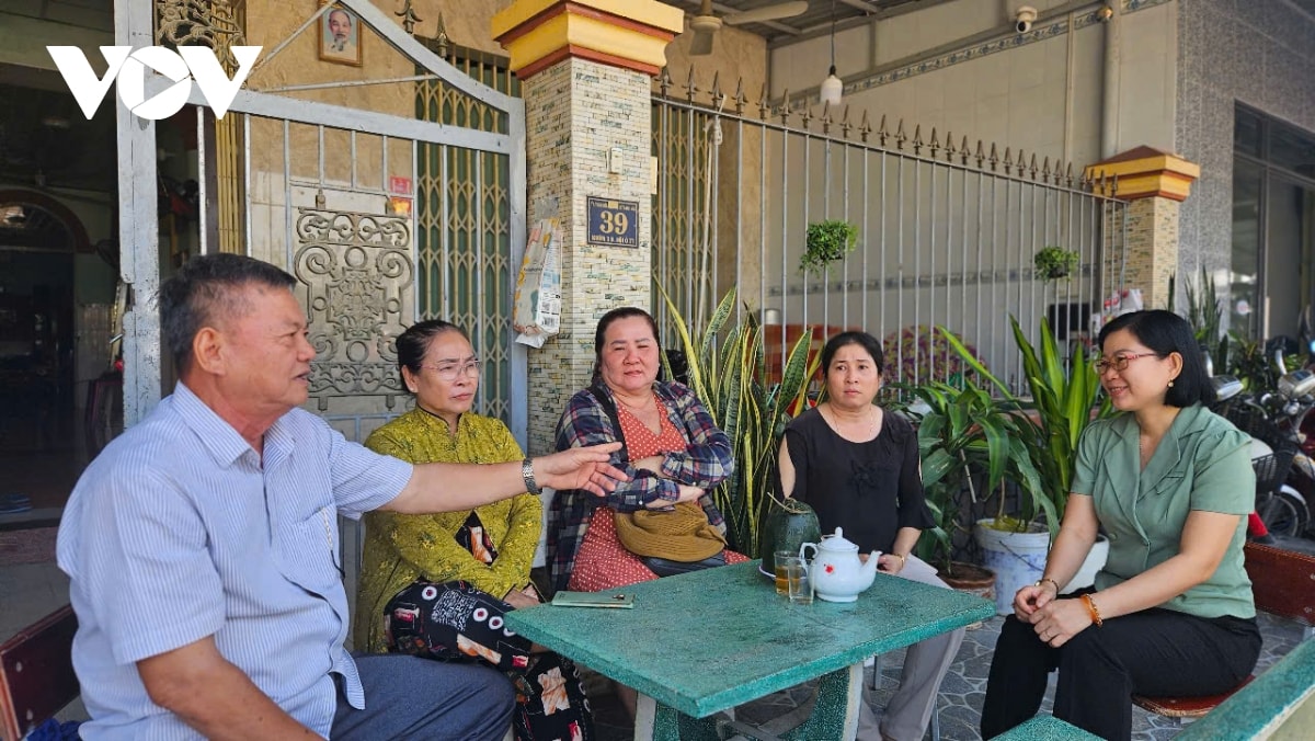 bi thu chi bo ap vung bien guong sang noi tuyen dau to quoc hinh anh 1