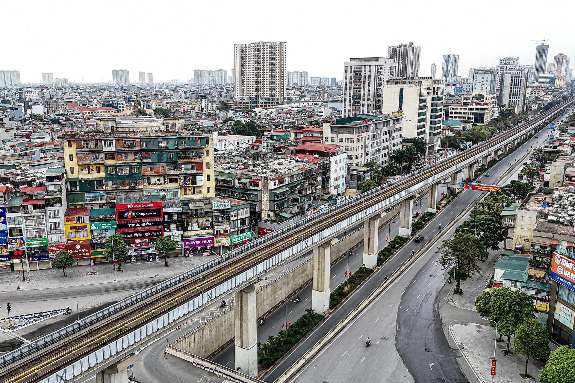 Hà Nội vắng lặng, yên bình trong sáng mùng 1 Tết - 3