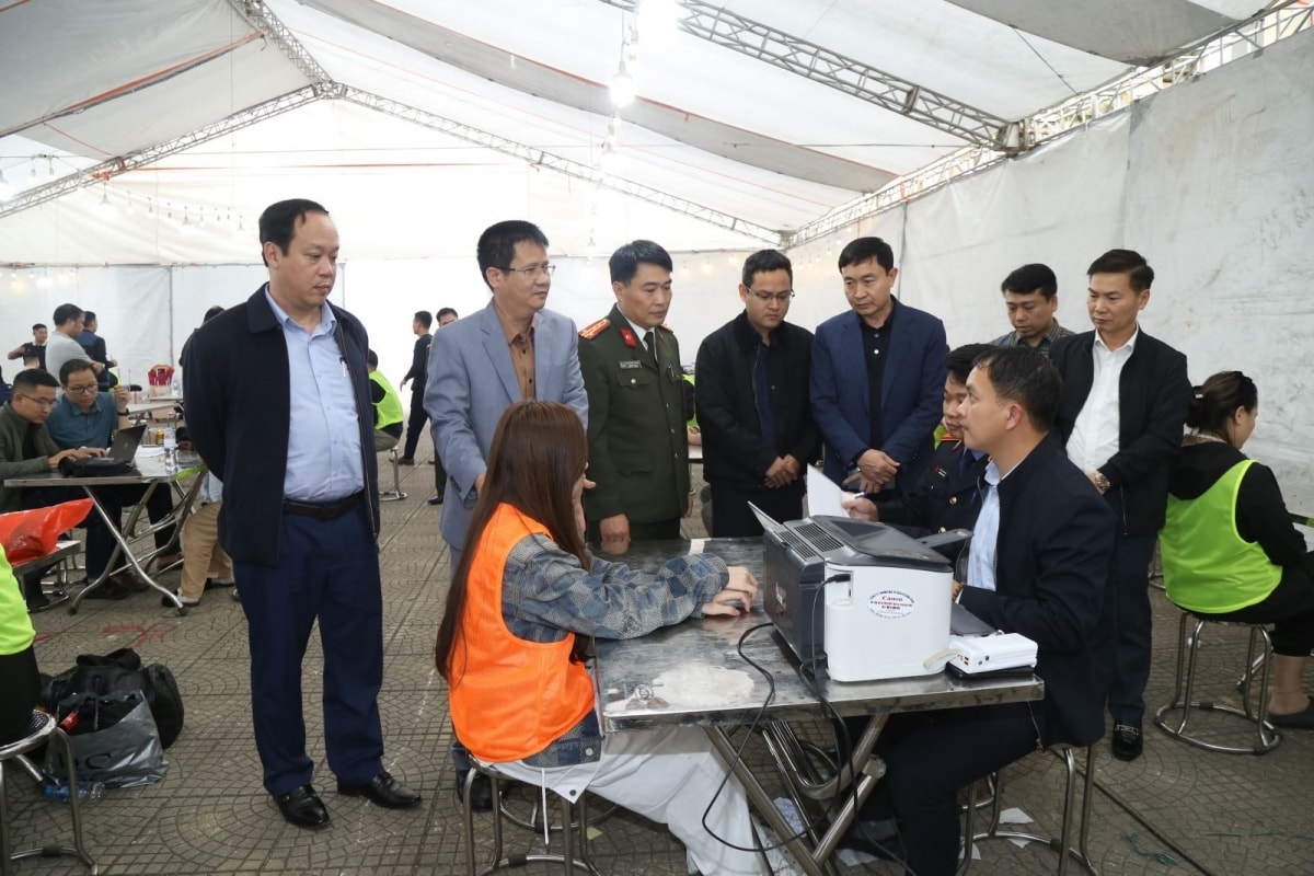lãnh đạo bộ công an đề nghị mở rộng điều tra đường dây lừa đảo gần 1.000 tỷ đồng hình ảnh 1 lanh dao bo cong an de nghi mo rong dieu tra duong day lua dao gan 1.000 ty dong hinh anh 1