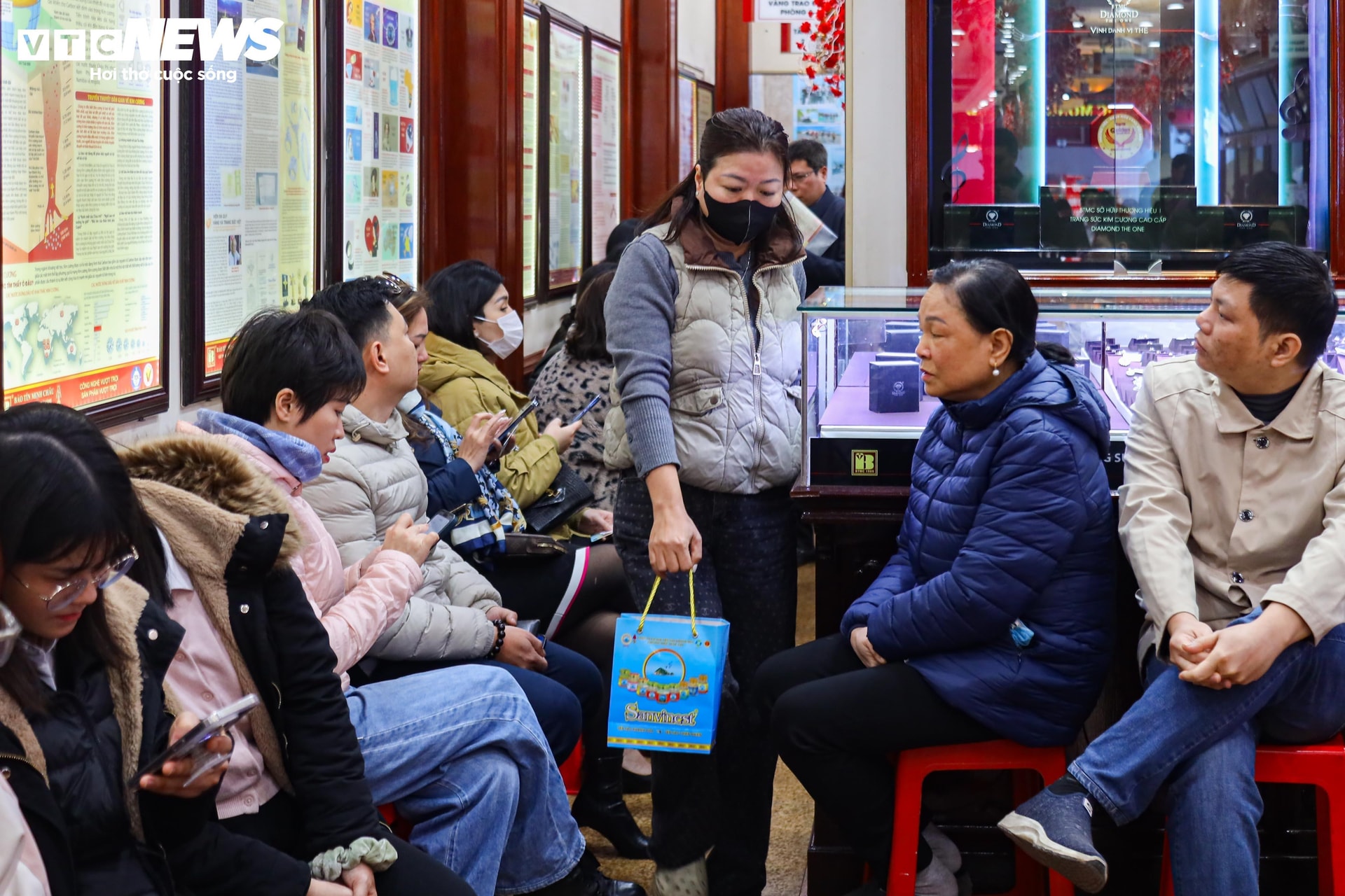 Ông T. (quận Long Biên) cho biết: 