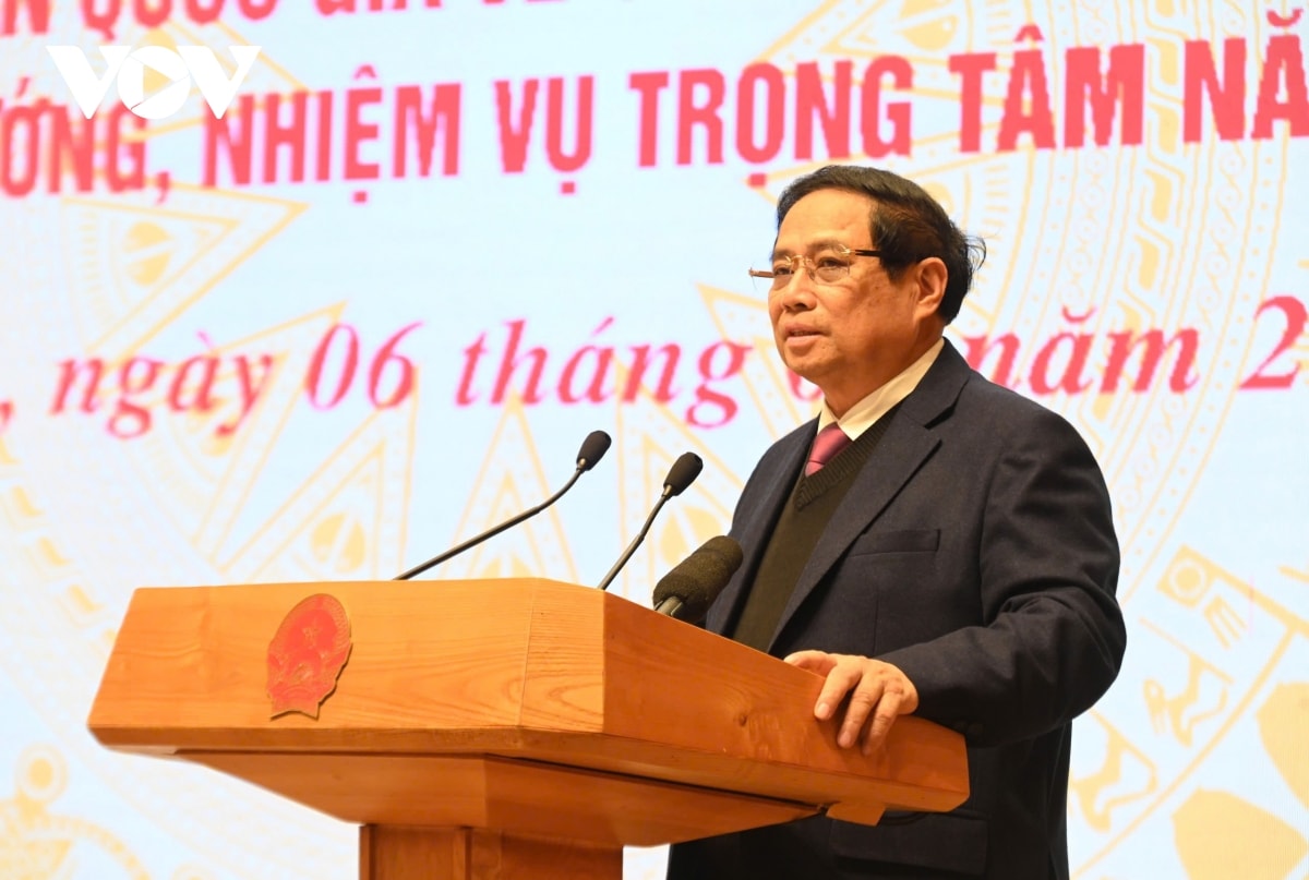 thủ tướng chủ trì họp tổng kết hoạt động chuyển đổi số quốc gia 2024 hình ảnh 2 thu tuong chu tri hop tong ket hoat dong chuyen doi so quoc gia 2024 hinh anh 2