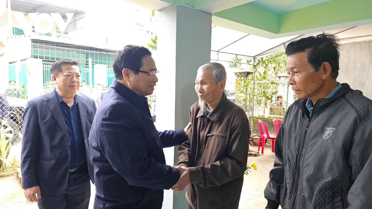 thủ tướng kiểm tra một số dự án giao thông trọng điểm tại quảng ngãi hình ảnh 5 thu tuong kiem tra mot so du an giao thong trong diem tai quang ngai hinh anh 5