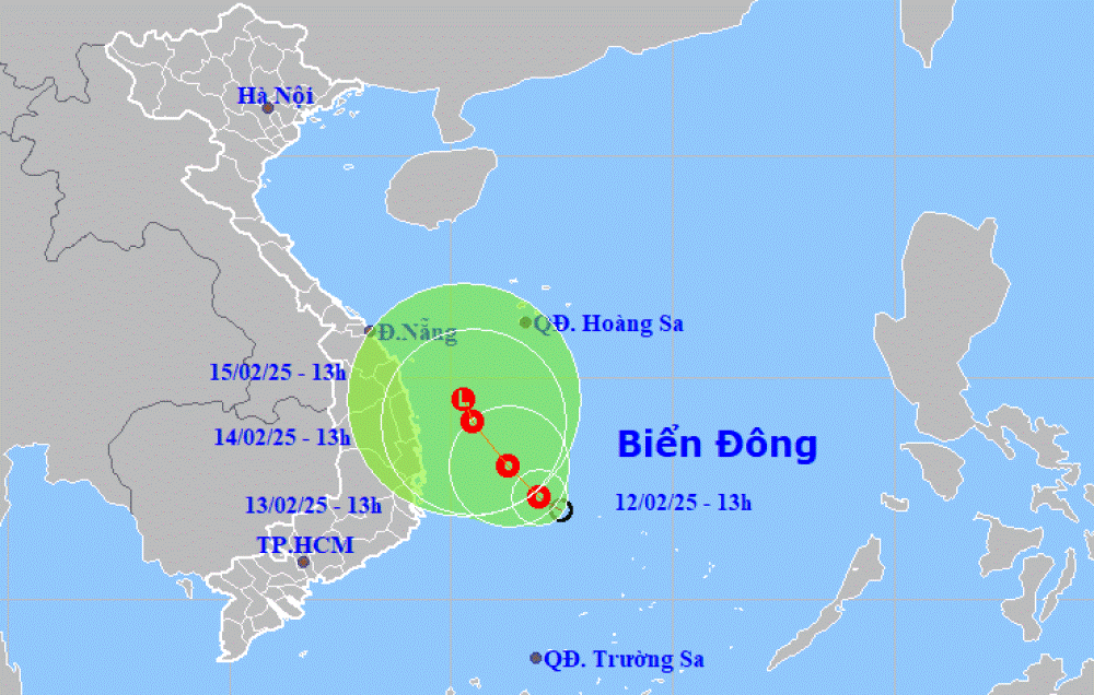 Áp thấp nhiệt đới hình thành trên Biển Đông ngày 12/2. (Ảnh: NCHMF)