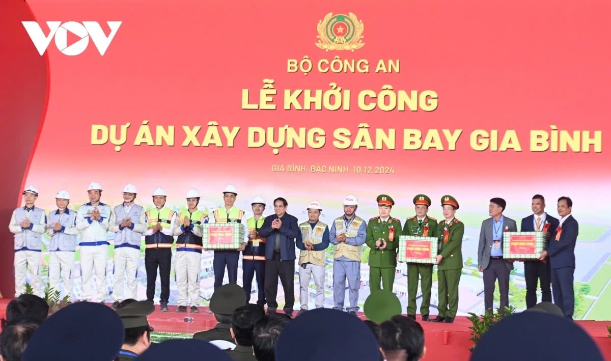 san bay gia binh se duoc nang cap thanh cang hang khong quoc te hinh anh 2