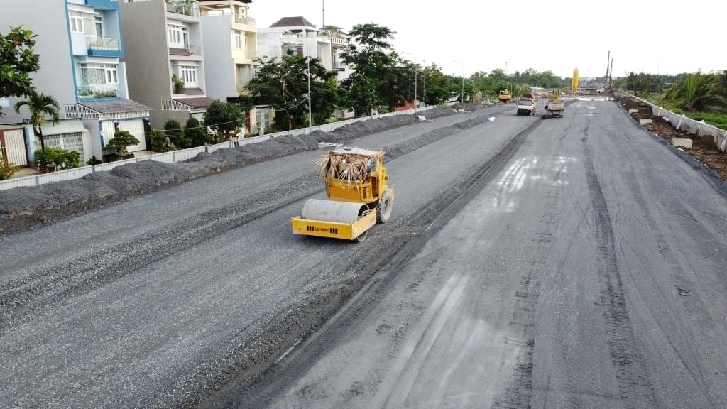 Nhu cầu nhựa đường sẽ tăng cao nhờ loạt dự án trọng điểm đang triển khai. (Ảnh minh họa: Đ.V)