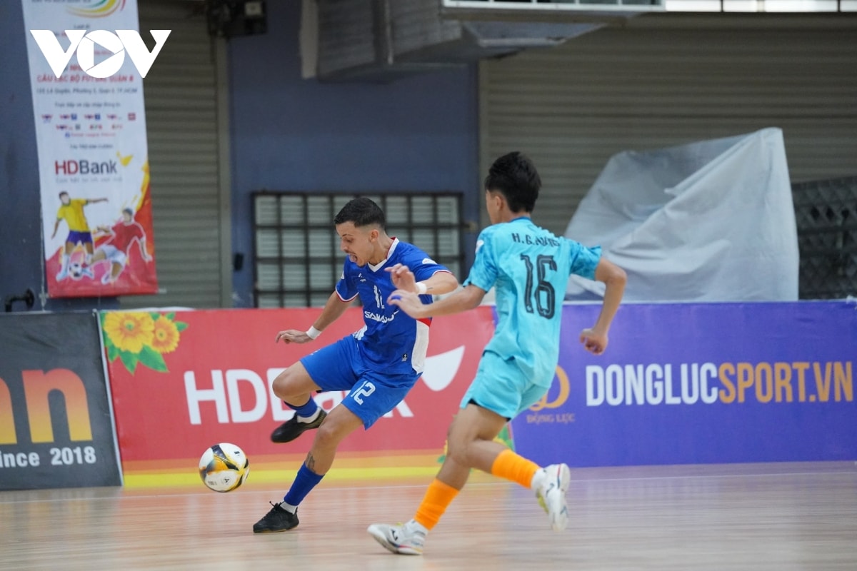 ket qua giai futsal hdbank vDqg 2025 sahako va sai gon titans thang dam hinh anh 1