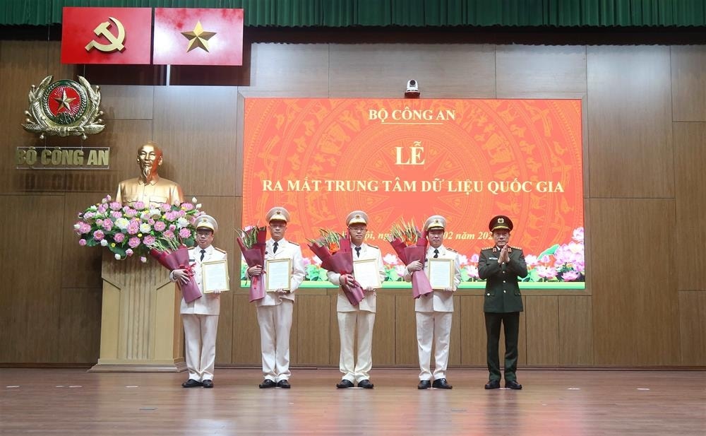bộ công an thành lập trung tâm dữ liệu quốc gia hình ảnh 1 bo cong an thanh lap trung tam du lieu quoc gia hinh anh 1