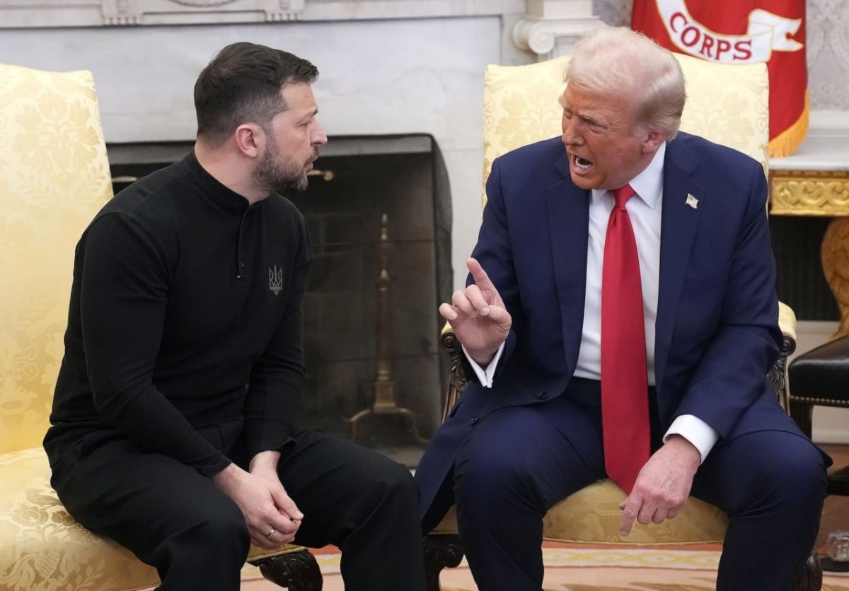 Ong trump va zelensky tranh luan gay gat ngay tai phong bau duc hinh anh 1