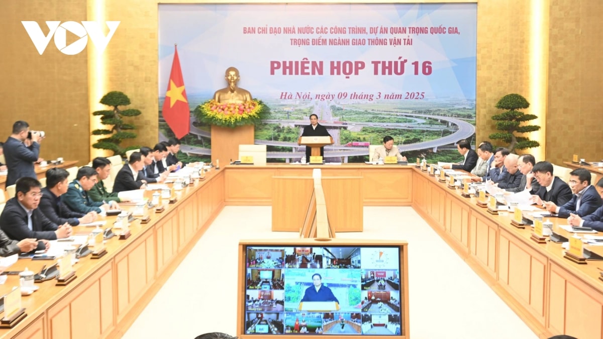 thu tuong nam 2025 phai hoan thanh muc tieu co it nhat 3.000 km cao toc hinh anh 1