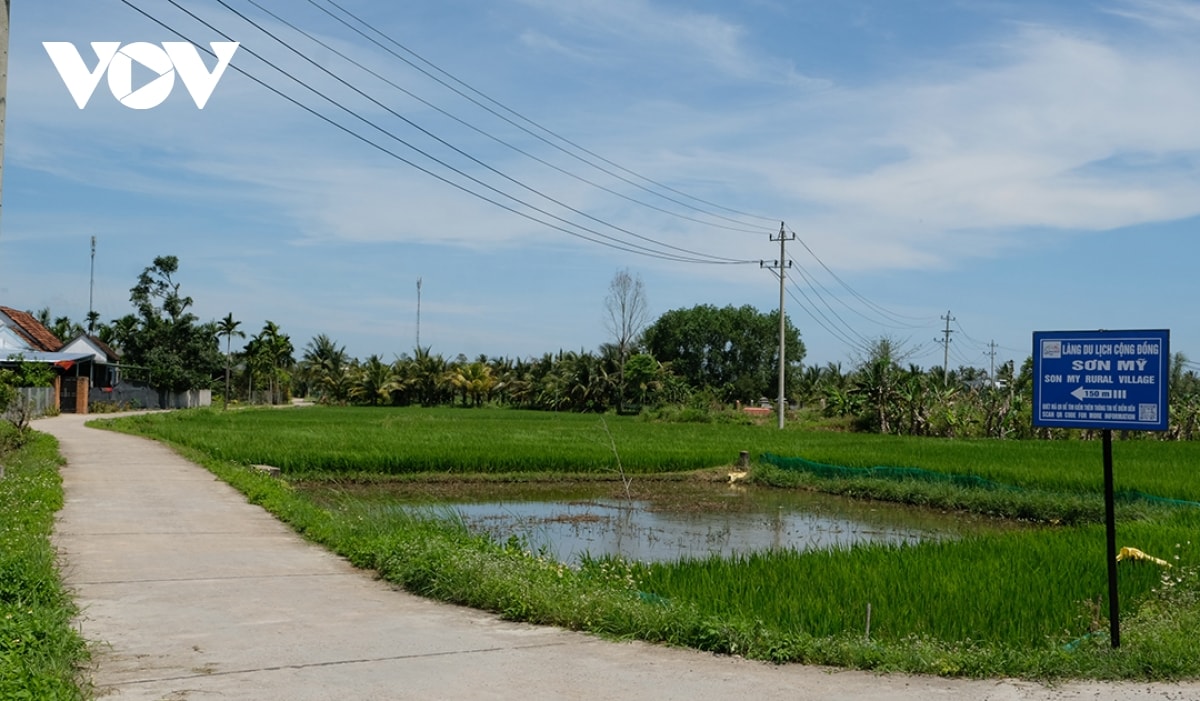 lam du lich cong dong lan toa uoc vong hoa binh hinh anh 3