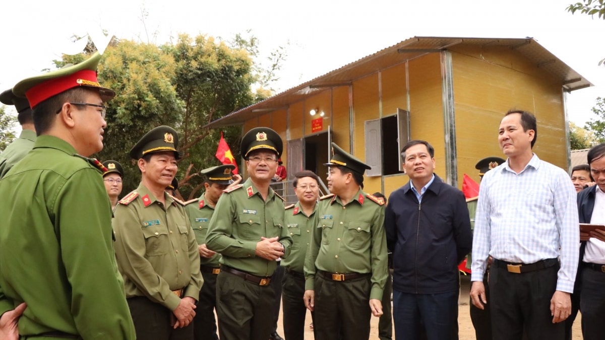 bộ công an khởi công xây dựng nhà ở tặng người nghèo tại quảng trị hình ảnh 7 bo cong an khoi cong xay dung nha o tang nguoi ngheo tai quang tri hinh anh 7