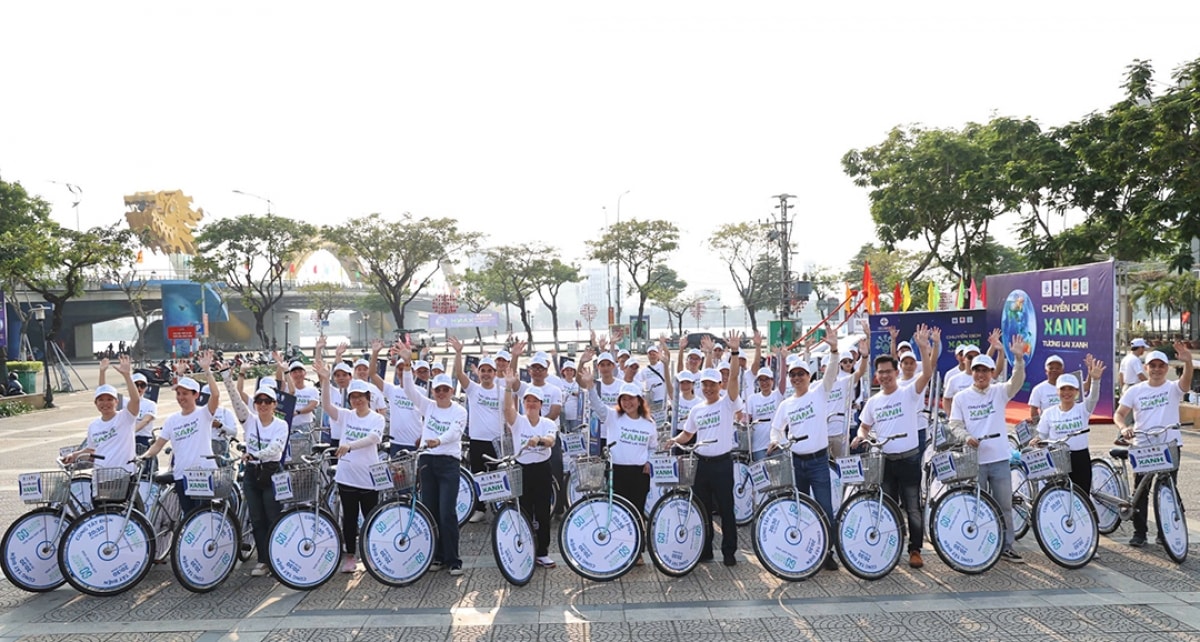 Dap xe huong ung gio trai dat 2025 o Da nang hinh anh 4