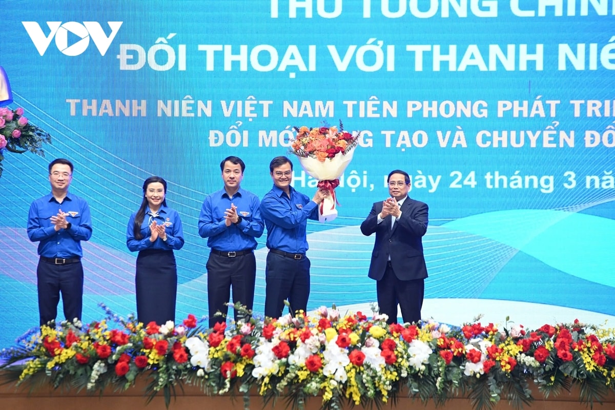 thu tuong dat 3 cau hoi tai cuoc doi thoai voi 300 thanh nien tieu bieu hinh anh 1