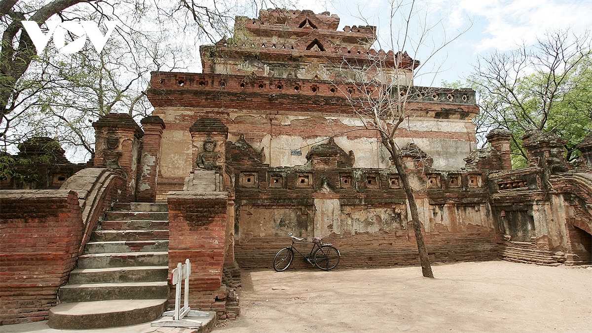 ngam ve dep cua nhung ngoi den nghin tuoi truoc con dong dat lich su o myanmar hinh anh 7