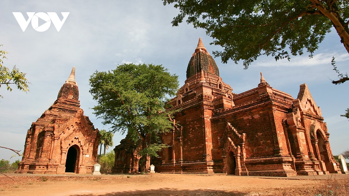 ngam ve dep cua nhung ngoi den nghin tuoi truoc con dong dat lich su o myanmar hinh anh 8