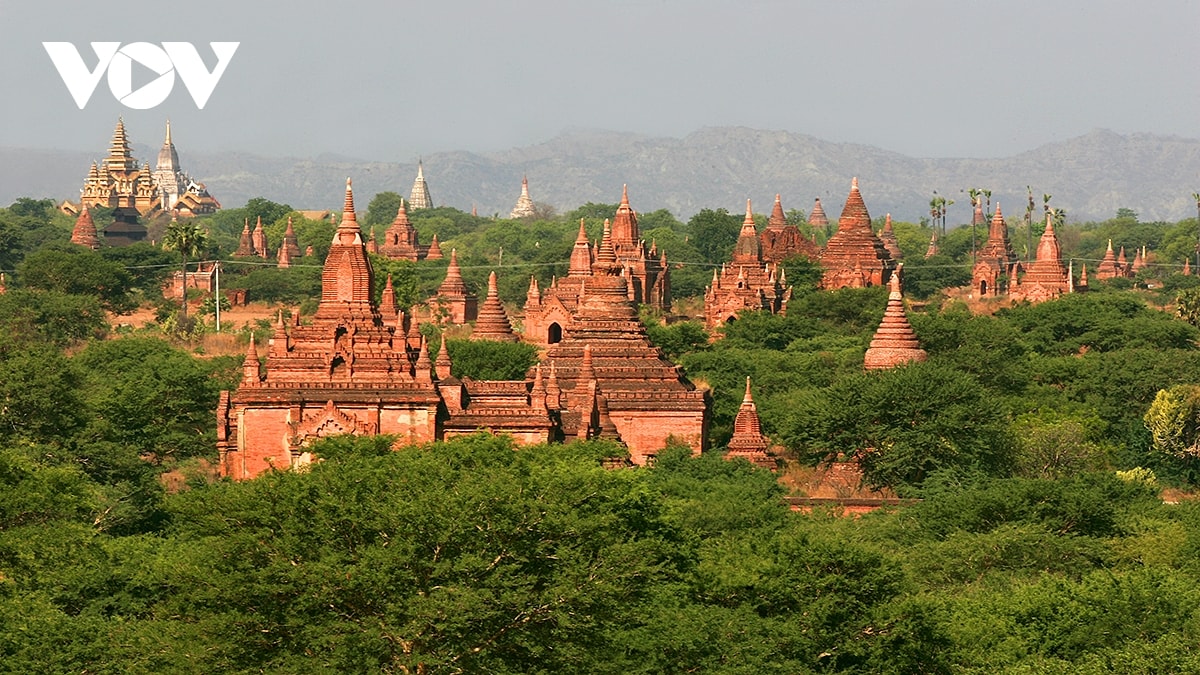 ngam ve dep cua nhung ngoi den nghin tuoi truoc con dong dat lich su o myanmar hinh anh 17