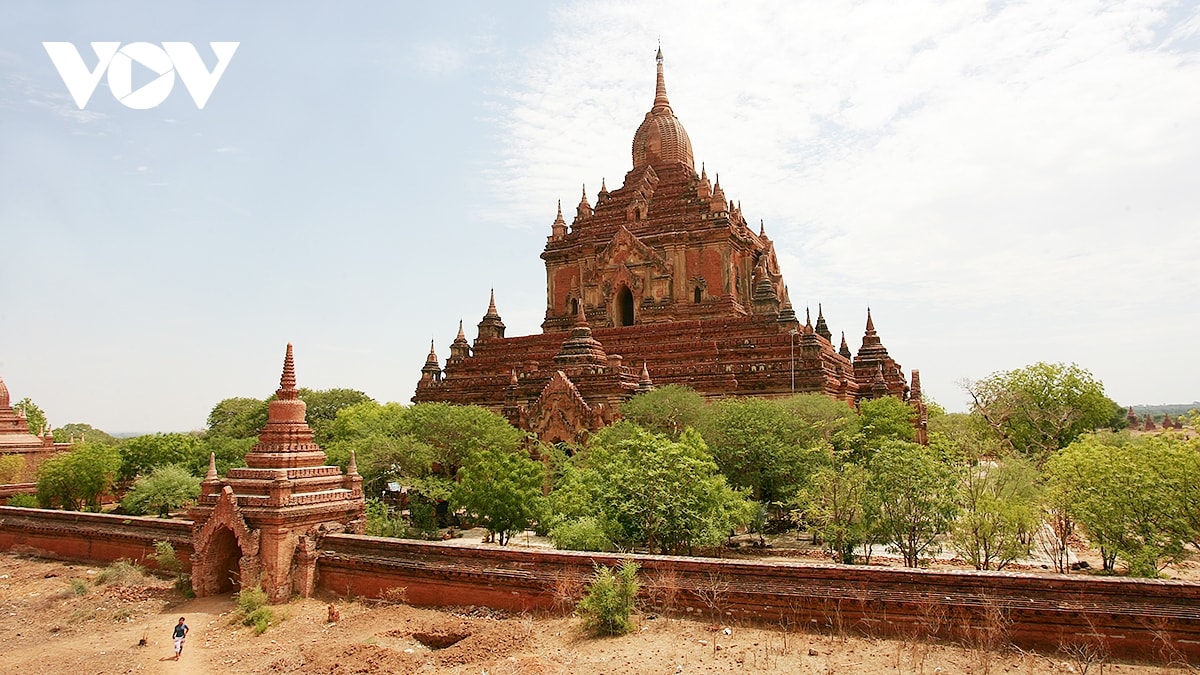 ngam ve dep cua nhung ngoi den nghin tuoi truoc con dong dat lich su o myanmar hinh anh 14