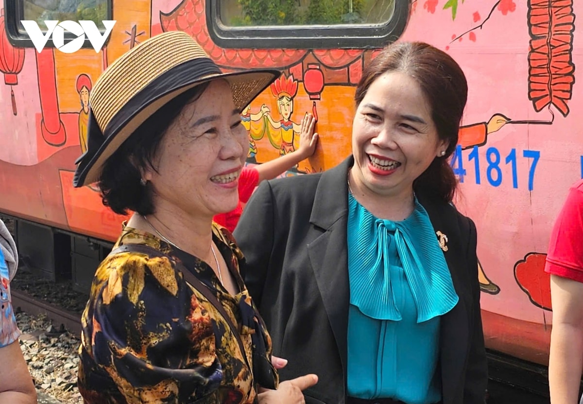 trải nghiệm tàu hỏa hành trình văn hóa về miền đất võ hình ảnh 3 trai nghiem tau hoa hanh trinh van hoa ve mien dat vo hinh anh 3
