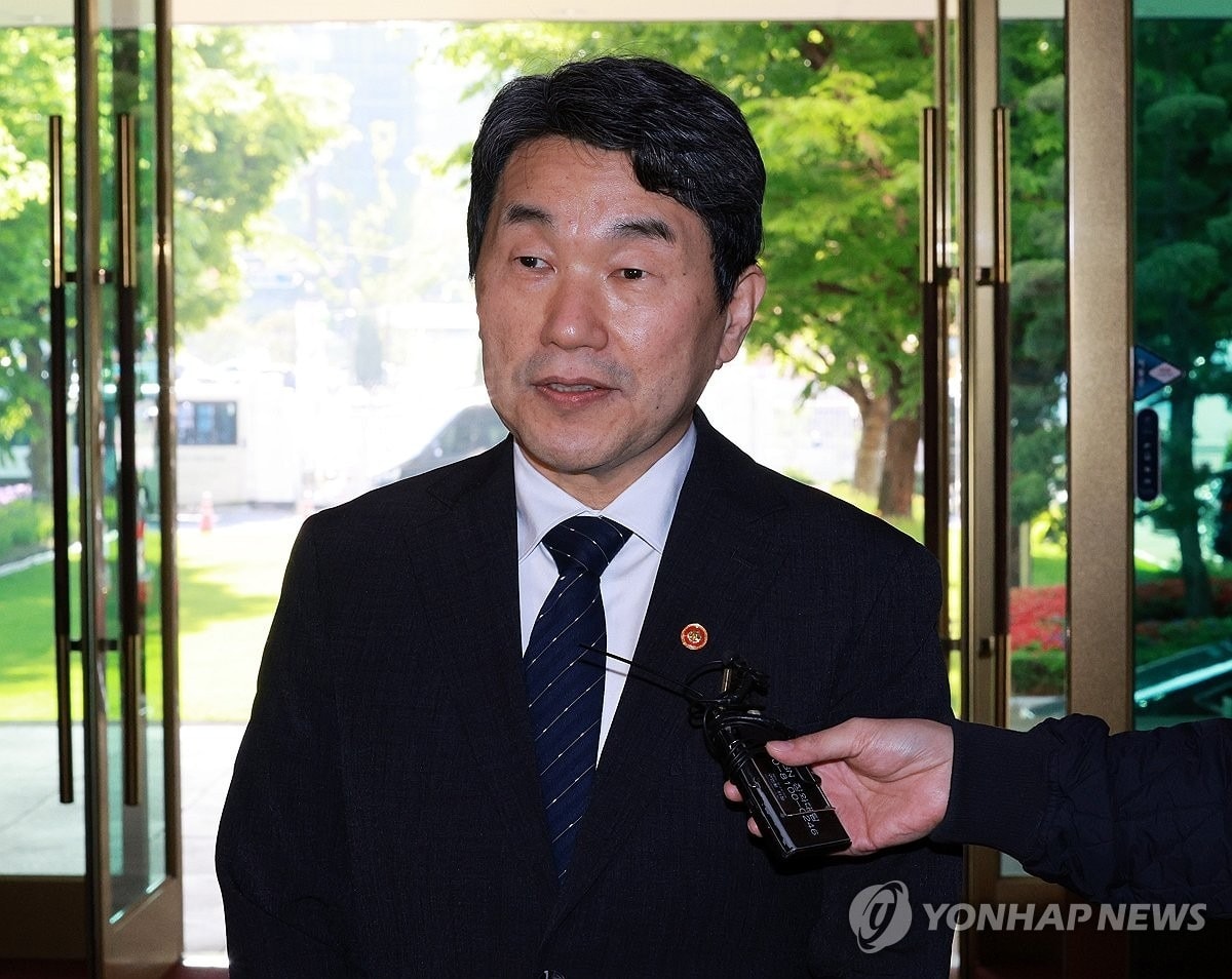 Ông Lee Ju-ho.