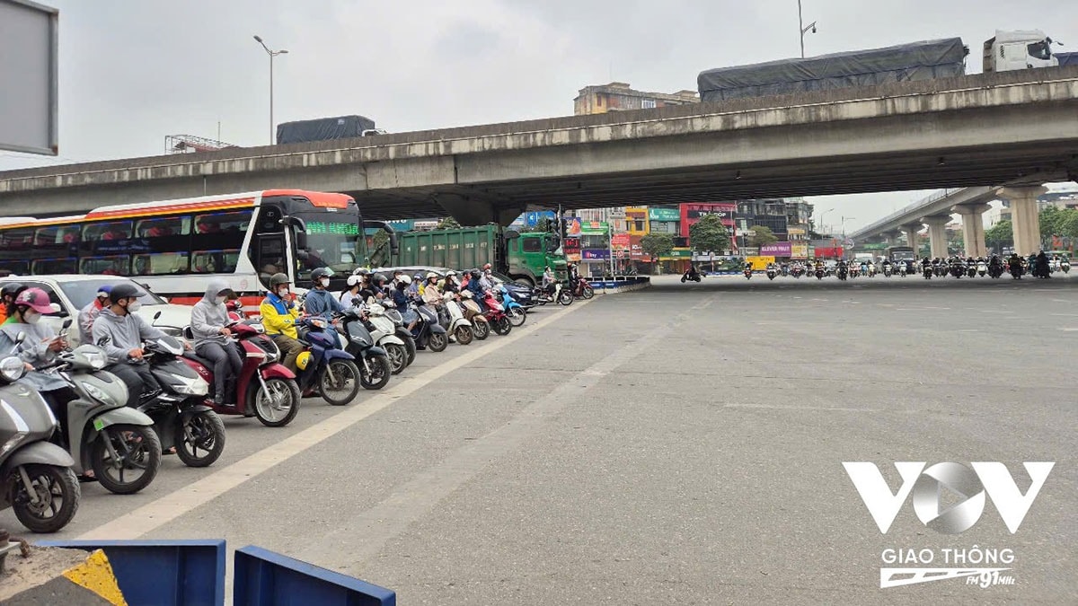 thực hiện tốt nghị định 168 hướng tới không cần csgt túc trực ngoài đường hình ảnh 2 thuc hien tot nghi dinh 168 huong toi khong can csgt tuc truc ngoai duong hinh anh 2