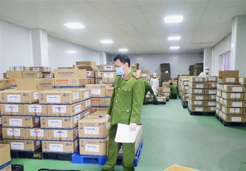 thủ tướng yêu cầu xử lý nghiêm thuốc giả, sữa giả, thực phẩm chức năng giả hình ảnh 1 thu tuong yeu cau xu ly nghiem thuoc gia, sua gia, thuc pham chuc nang gia hinh anh 1