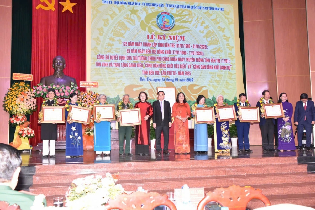 phong trào Đồng khởi bến tre - sức mạnh thần kỳ lan tỏa vào kỷ nguyên mới hình ảnh 3 phong trao Dong khoi ben tre - suc manh than ky lan toa vao ky nguyen moi hinh anh 3