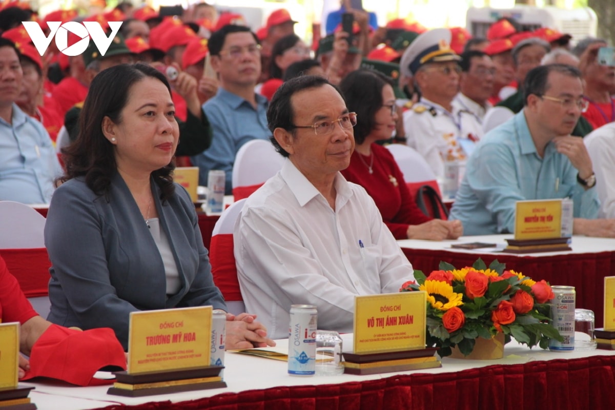 thủ tướng phạm minh chính gặp mặt gần 700 cựu tù chính trị côn Đảo hình ảnh 3 thu tuong pham minh chinh gap mat gan 700 cuu tu chinh tri con Dao hinh anh 3
