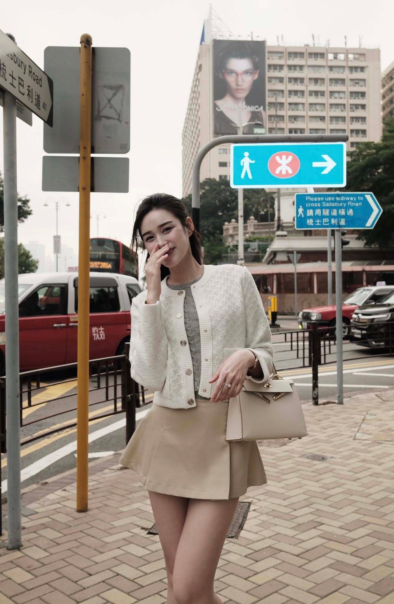 Sao Việt 4/5: Kim Lý thân thiết bên con riêng của vợ, Đỗ Thị Hà đẹp rạng ngời - 4