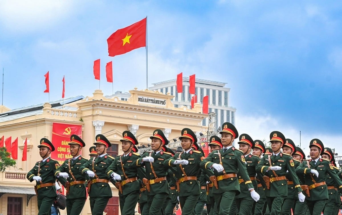 Hải Phòng hợp luyện diễu hành kỷ niệm 70 năm ngày giải phóng - 3