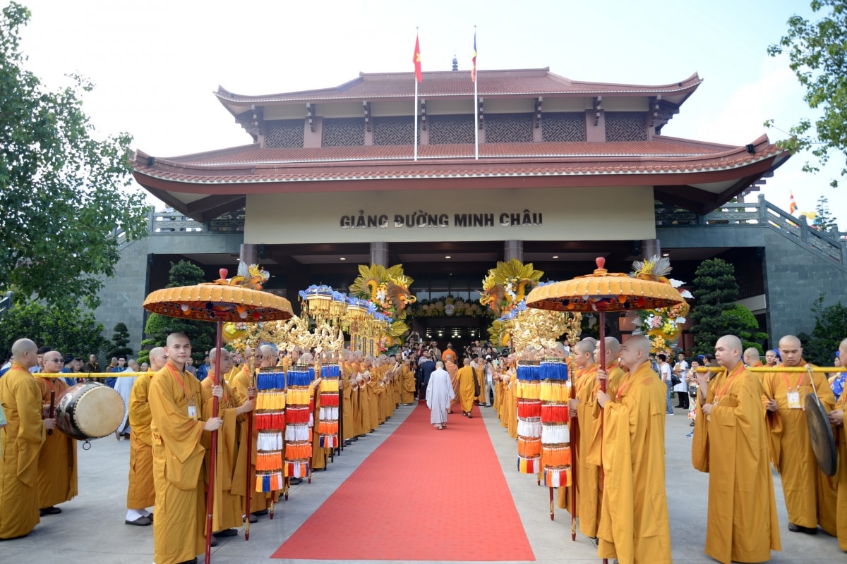 vesak 2025 chung tay lan tỏa yêu thương và trí tuệ vì một thế giới hòa bình hình ảnh 3 vesak 2025 chung tay lan toa yeu thuong va tri tue vi mot the gioi hoa binh hinh anh 3