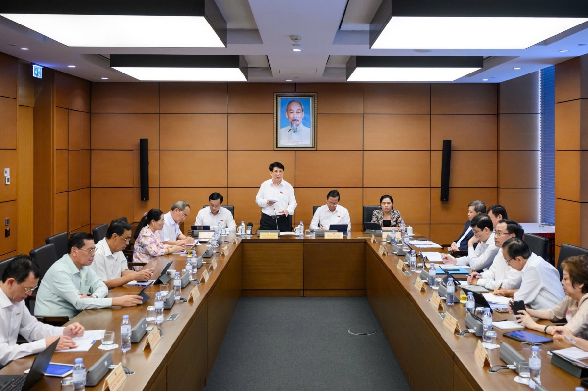 chủ tịch nước không để hiểu luật thì lách luật, không hiểu thì làm sai luật hình ảnh 1 chu tich nuoc khong de hieu luat thi lach luat, khong hieu thi lam sai luat hinh anh 1