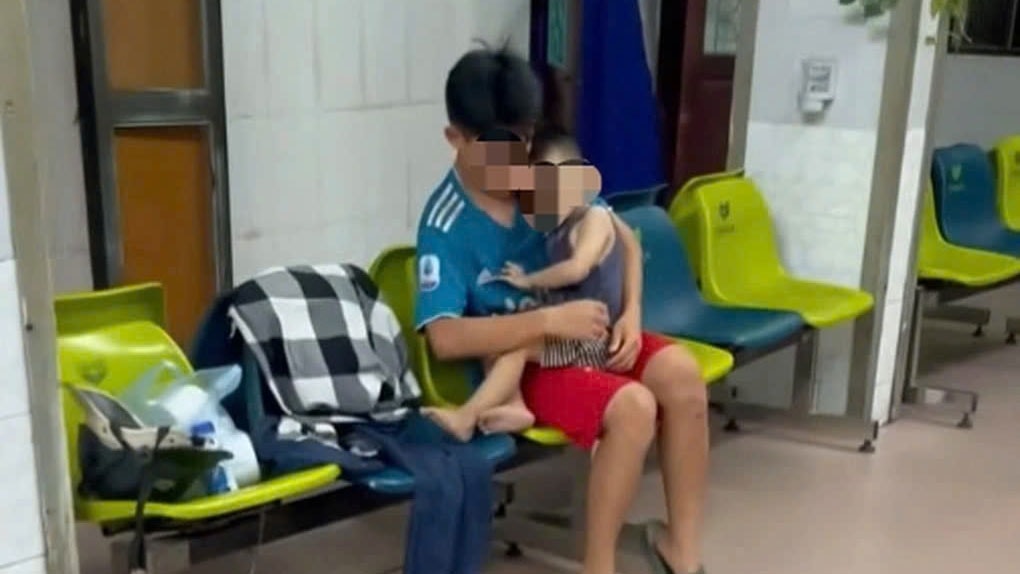 nộp tiền mới được cấp cứu luật khám chữa bệnh có cho phép hình ảnh 1 nop tien moi duoc cap cuu luat kham chua benh co cho phep hinh anh 1