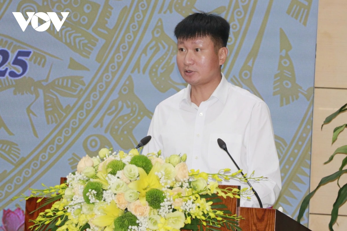 Đoàn công tác bộ chính trị làm việc với ban thường vụ tỉnh ủy yên bái và lào cai hình ảnh 2 Doan cong tac bo chinh tri lam viec voi ban thuong vu tinh uy yen bai va lao cai hinh anh 2