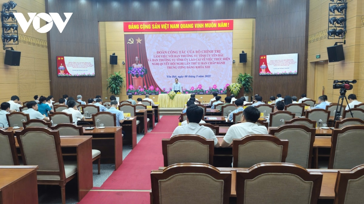Đoàn công tác bộ chính trị làm việc với ban thường vụ tỉnh ủy yên bái và lào cai hình ảnh 1 Doan cong tac bo chinh tri lam viec voi ban thuong vu tinh uy yen bai va lao cai hinh anh 1