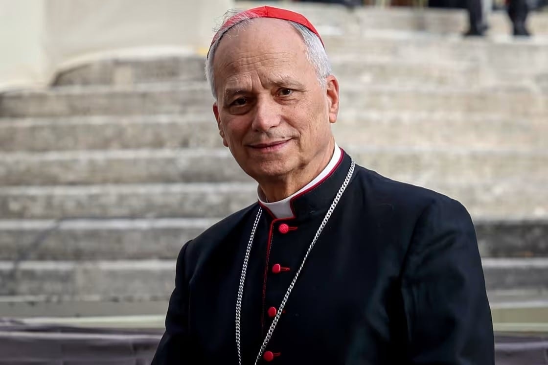 Hồng y Robert Prevost, xuất thân từ Chicago và hiện là người đứng đầu Bộ Giám mục Vatican, được chọn làm người kế nhiệm Giáo hoàng Francis.