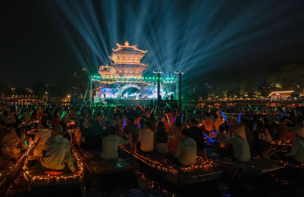 Đưa công nghiệp văn hóa thành đòn bẩy cho du lịch ninh bình hình ảnh 2 Dua cong nghiep van hoa thanh don bay cho du lich ninh binh hinh anh 2