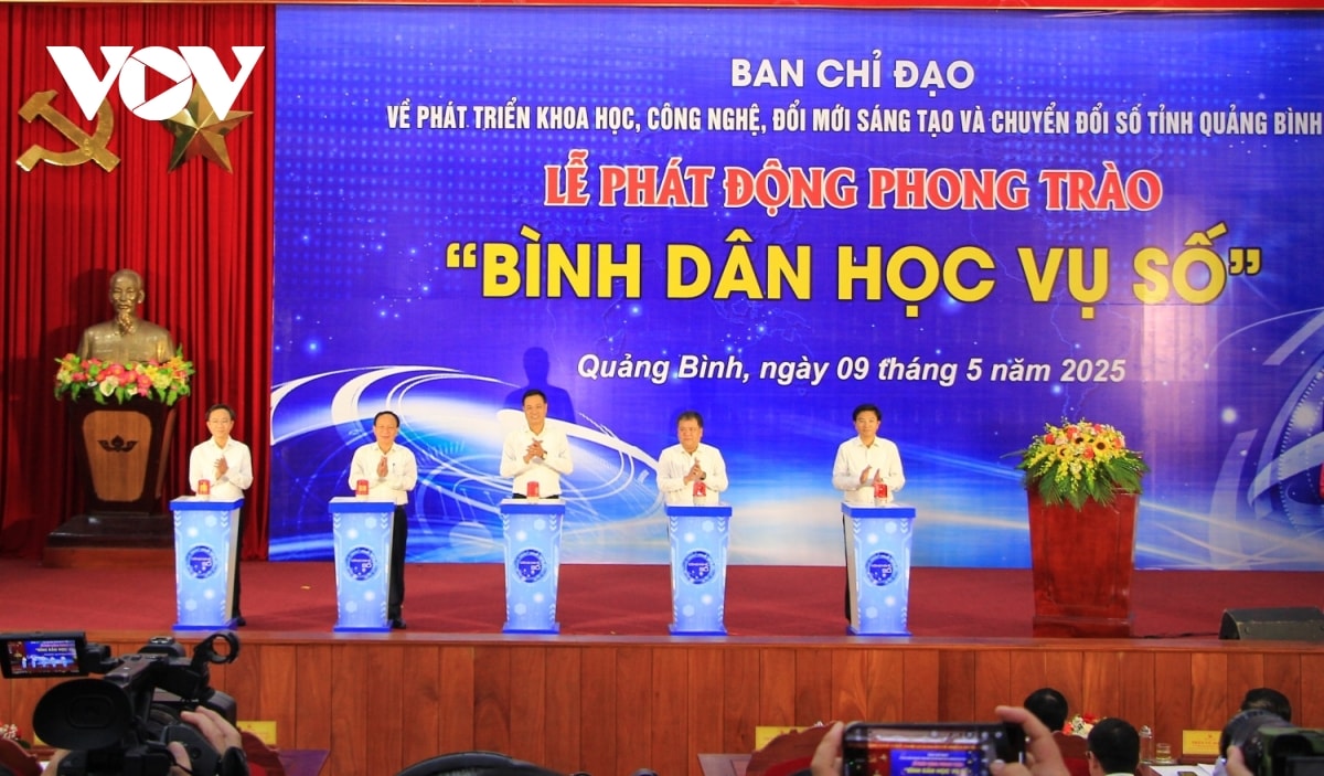 phổ cập tri thức, kỹ năng số toàn dân qua bình dân học vụ số hình ảnh 1 pho cap tri thuc, ky nang so toan dan qua binh dan hoc vu so hinh anh 1