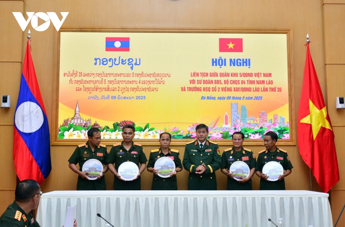 hồi hương hài cốt liệt sĩ quân tình nguyện việt nam hi sinh tại lào hình ảnh 2 hoi huong hai cot liet si quan tinh nguyen viet nam hi sinh tai lao hinh anh 2