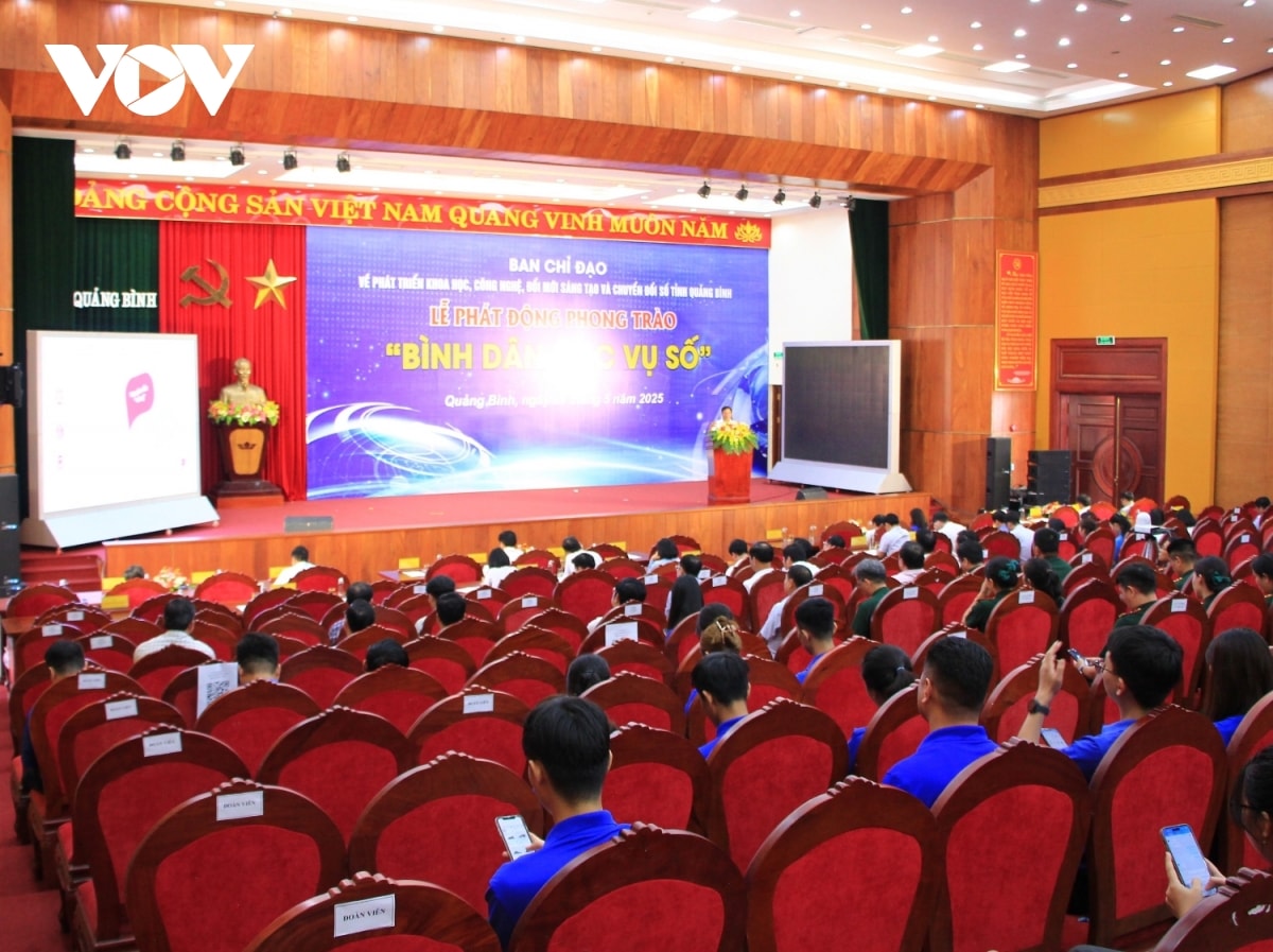 phổ cập tri thức, kỹ năng số toàn dân qua bình dân học vụ số hình ảnh 4 pho cap tri thuc, ky nang so toan dan qua binh dan hoc vu so hinh anh 4