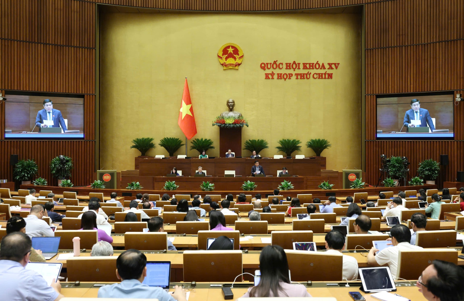 Dự thảo Luật Công nghiệp Công nghệ số sẽ tiếp tục được hoàn thiện để trình thông qua ngay trong Kỳ họp thứ 9 này.