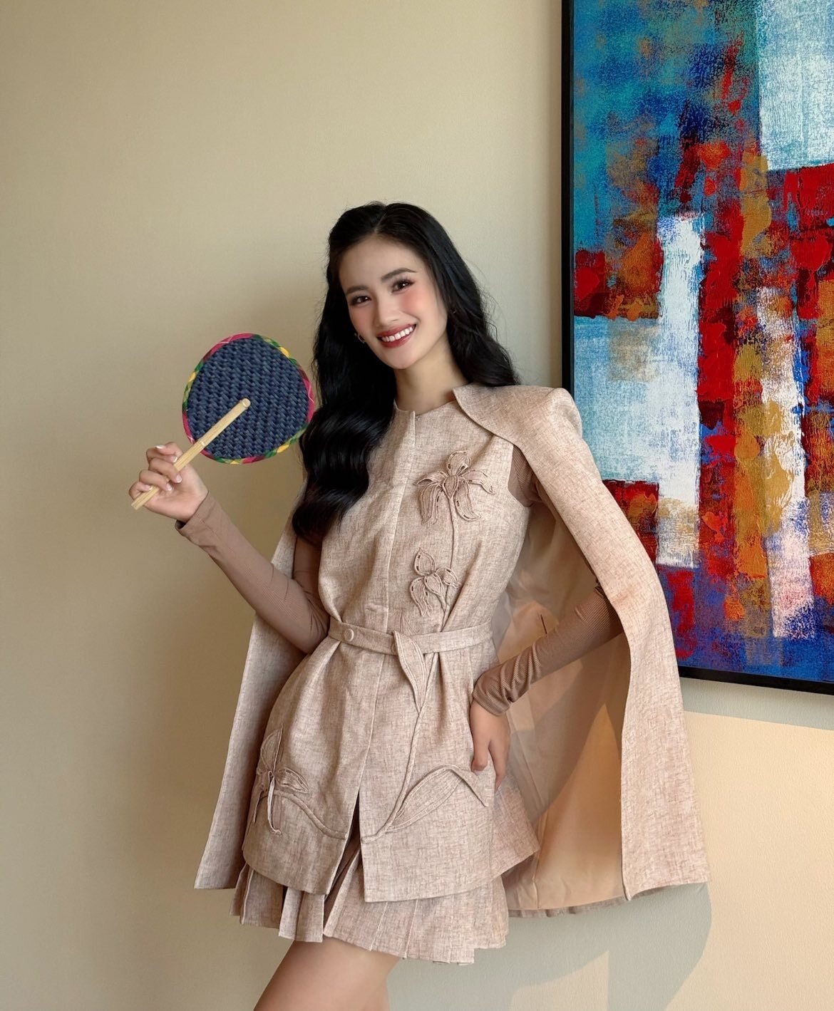 Theo lịch trình từ tổ chức Miss World, lễ khai mạc của cuộc thi diễn ra vào ngày 11/5. Sau đó, đại diện Việt Nam bước vào chuỗi hoạt động trong khuôn khổ Miss World, bao gồm các phần thi quan trọng như Head To Head Challenge, Tài năng, Thể thao… Đêm chung kết Miss World lần thứ 72 dự kiến tổ chức vào ngày 31/5 tại Ấn Độ.
