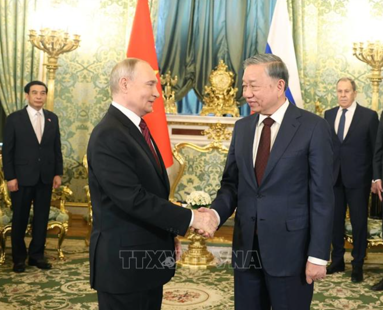 Tổng Bí thư Tô Lâm hội đàm hẹp với Tổng thống Nga Vladimir Putin(Ảnh: Thống Nhất/TTXVN)