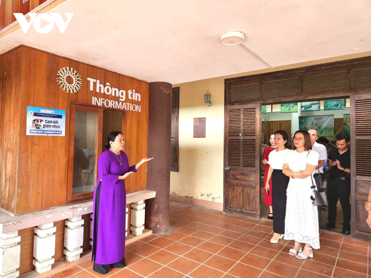 ra mắt Điểm du lịch giảm nhựa tại cầu ngói thanh toàn hình ảnh 5 ra mat Diem du lich giam nhua tai cau ngoi thanh toan hinh anh 5
